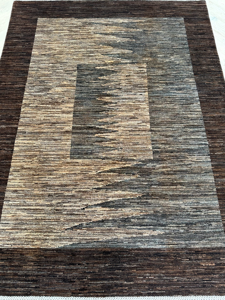 Handmade Gabeh Rug |192x147 cm