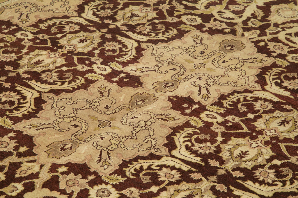 Antique Oushak Rug in Warm Brown and Beige – A Timeless Masterpiece