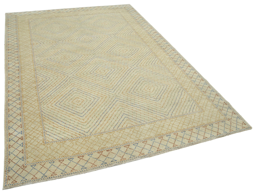 Vintage Uşak Halı Rug - 1.87 x 2.67m