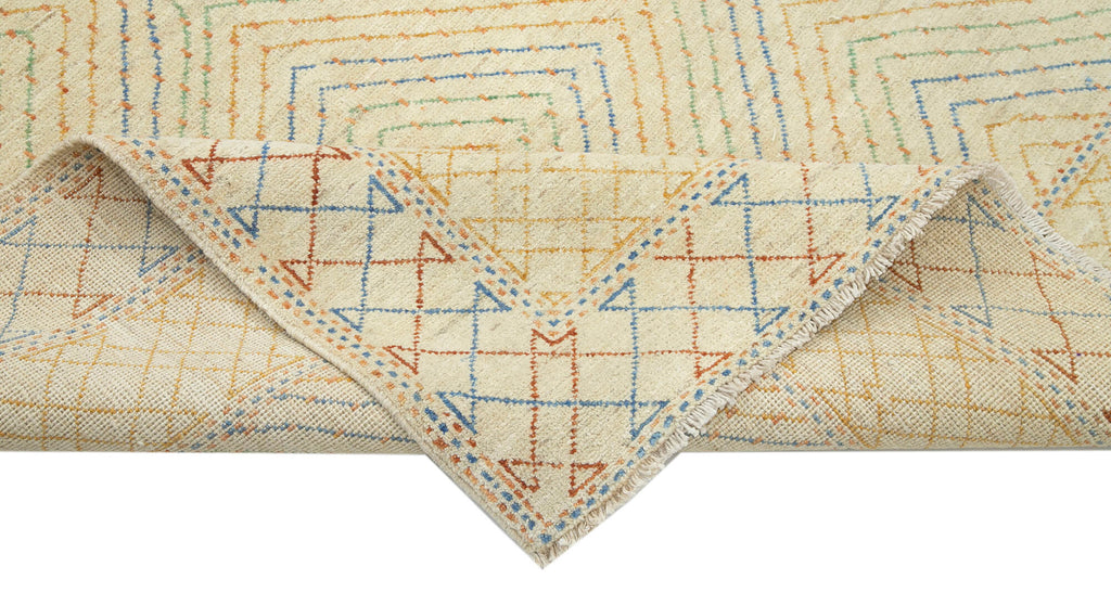Vintage Uşak Halı Rug - 1.87 x 2.67m