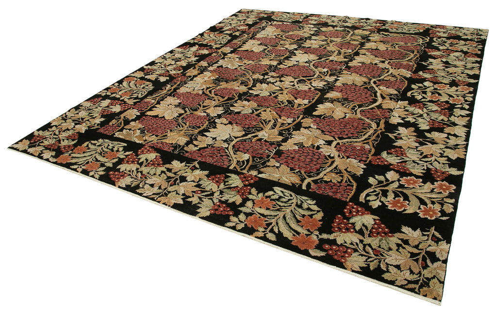 Vintage Uşak Halı Rug - 2.73 x 3.37m