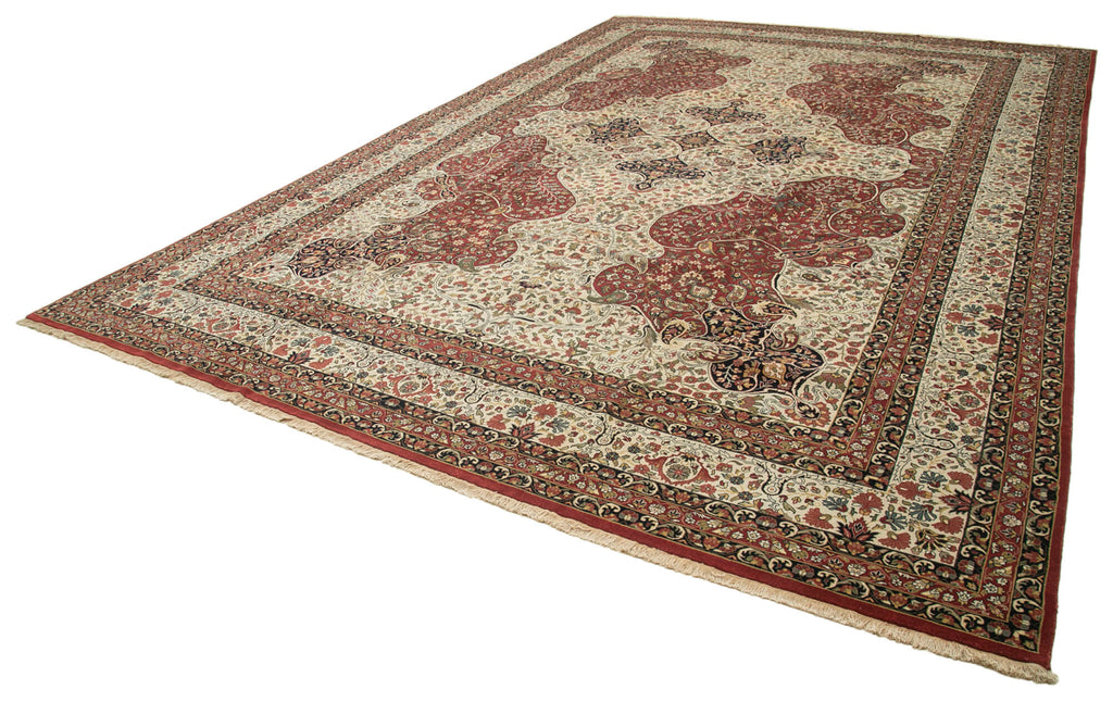 Vintage Uşak Halı Taban +N (20m² üstü) Rug - 3.70 x 5.48m