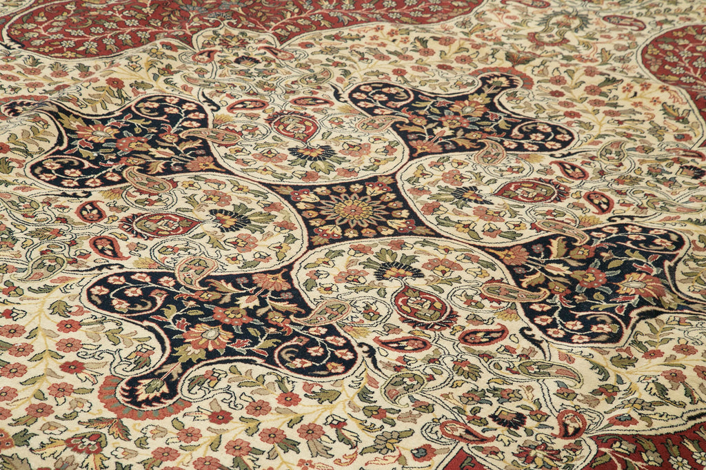 Vintage Uşak Halı Taban +N (20m² üstü) Rug - 3.70 x 5.48m