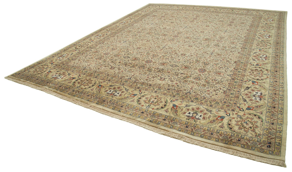 Vintage Uşak Halı Taban +N (20m² kadar) Rug - 3.67 x 4.55m