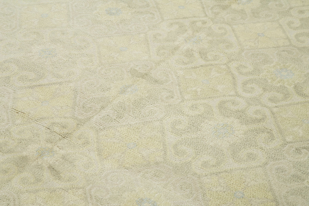 Vintage Uşak Halı H Rug - 2.46 x 3.06m - SamaRugs