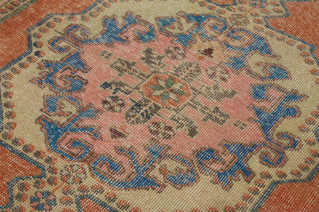 Anatolian vintage Small rug 134x209cm