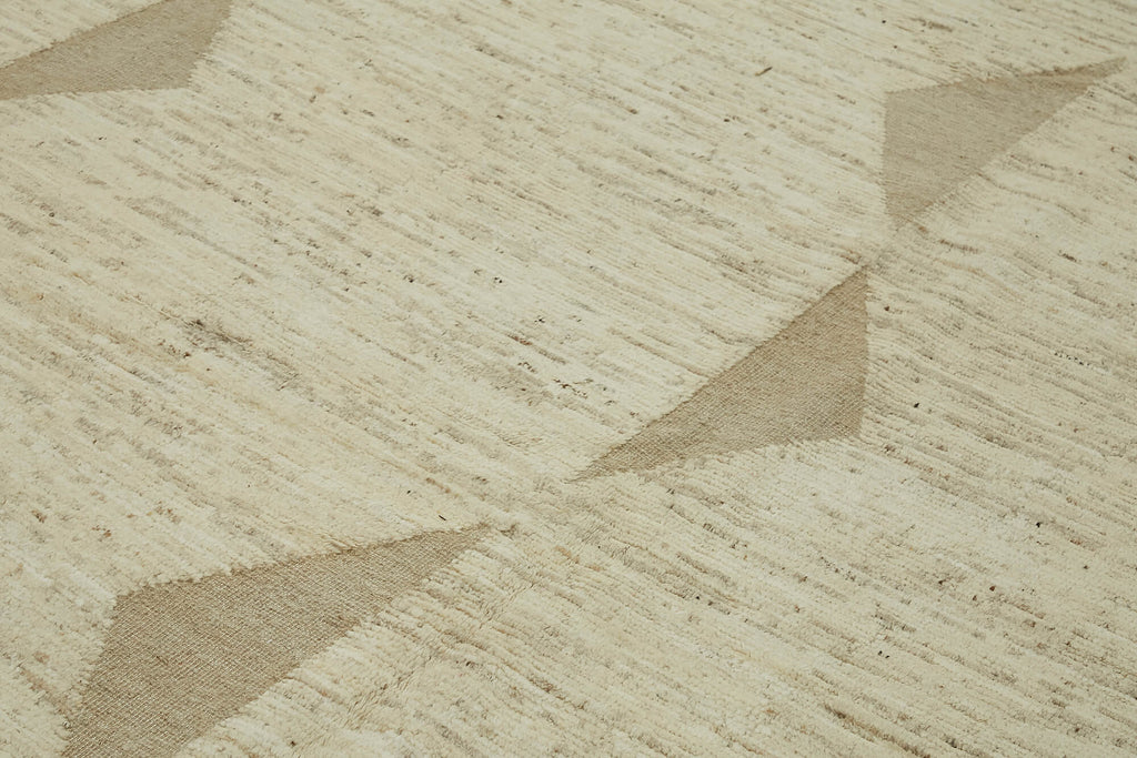 Beige Saada Atlas Rug – 3.11 x 4.17