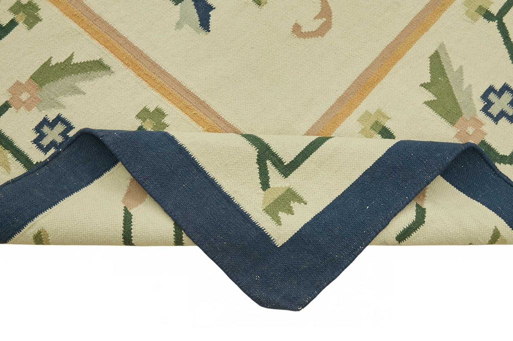 Scandinavian Rug 3.02 x 4.12 - Beige - SamaRugs