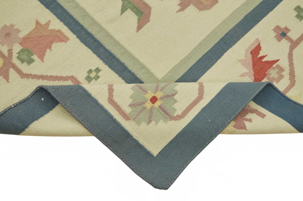 Scandinavian Rug 2.71 x 3.58 - Beige - SamaRugs