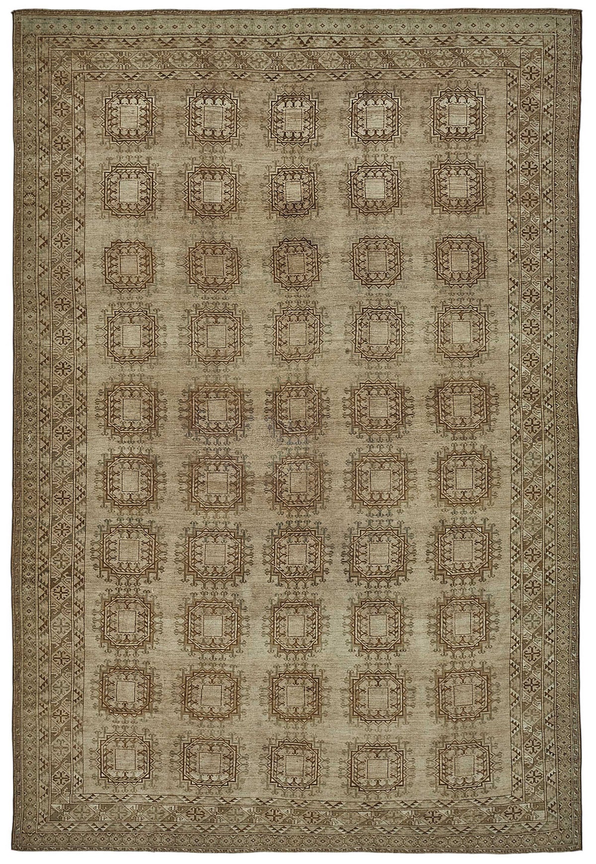 Persian Antique Rug 3.15 x 4.75 - Beige