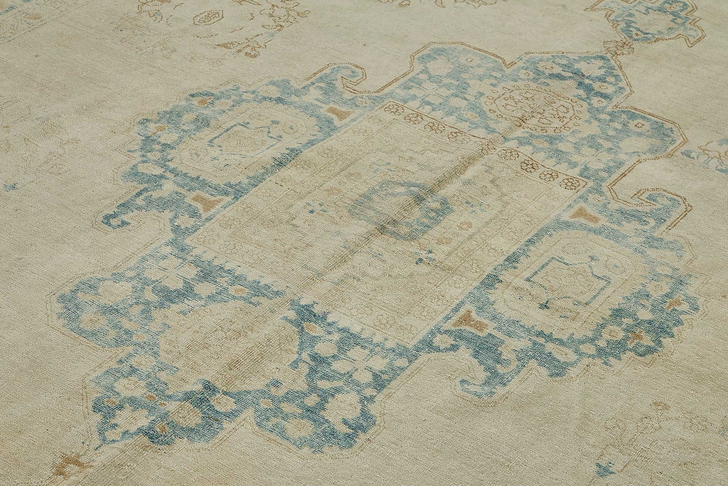 Persian Antique Rug 2.72 x 3.76 - Beige - SamaRugs