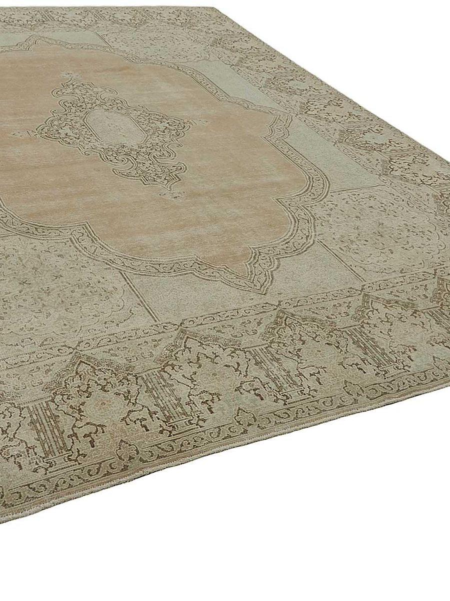 Persian Antique Rug 2.86 x 3.76 - Beige