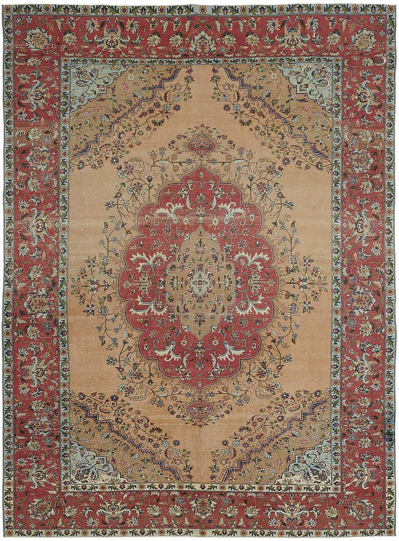 Beige vintage Persian rug 45510, 3.02 x 3.94 metres – full rug