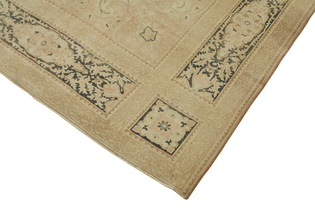 Beige vintage Persian rug 46179, 2.42 x 3.27 metres – photograph 4