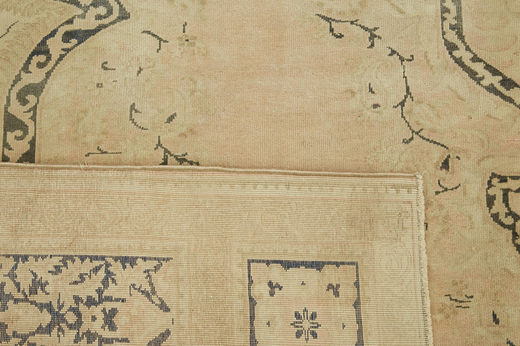 Beige vintage Persian rug 46179, 2.42 x 3.27 metres – photograph 7