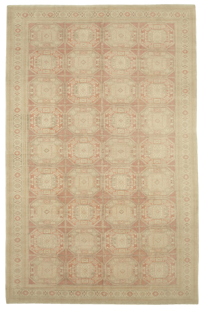 Beige vintage Persian rug 46180, 2.43 x 3.80 metres – full rug