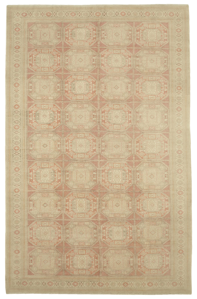 Beige vintage Persian rug 46180, 2.43 x 3.80 metres – full rug