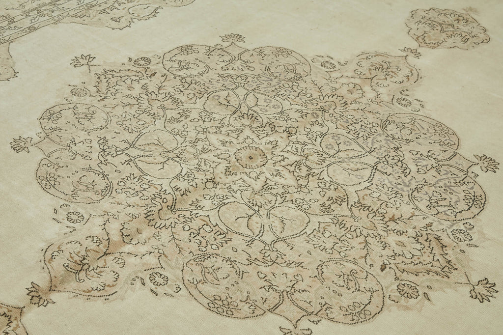 Beige vintage Persian rug 46183, 2.62 x 3.60 metres – photograph 5