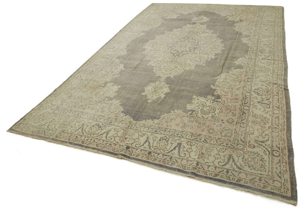 Beige vintage Persian rug 46413, 2.58 x 4.03 metres – photograph 3