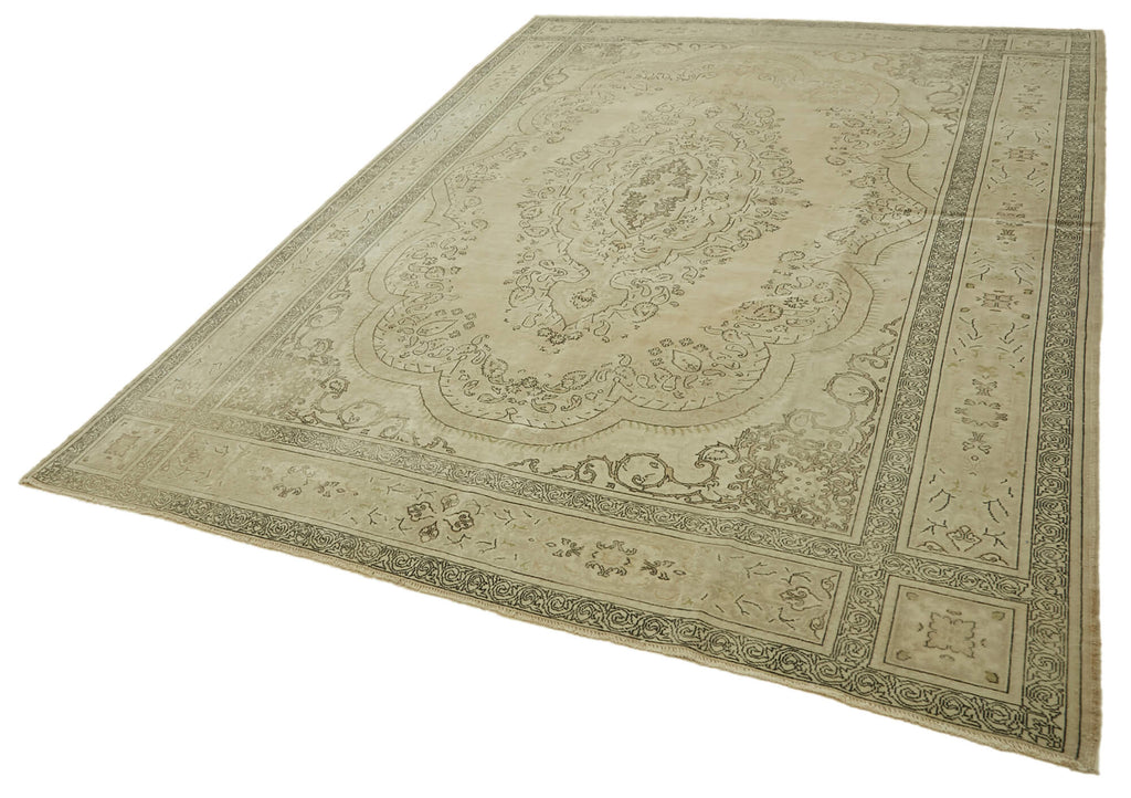 Beige vintage Persian rug 46447, 2.43 x 3.39 metres – photograph 3