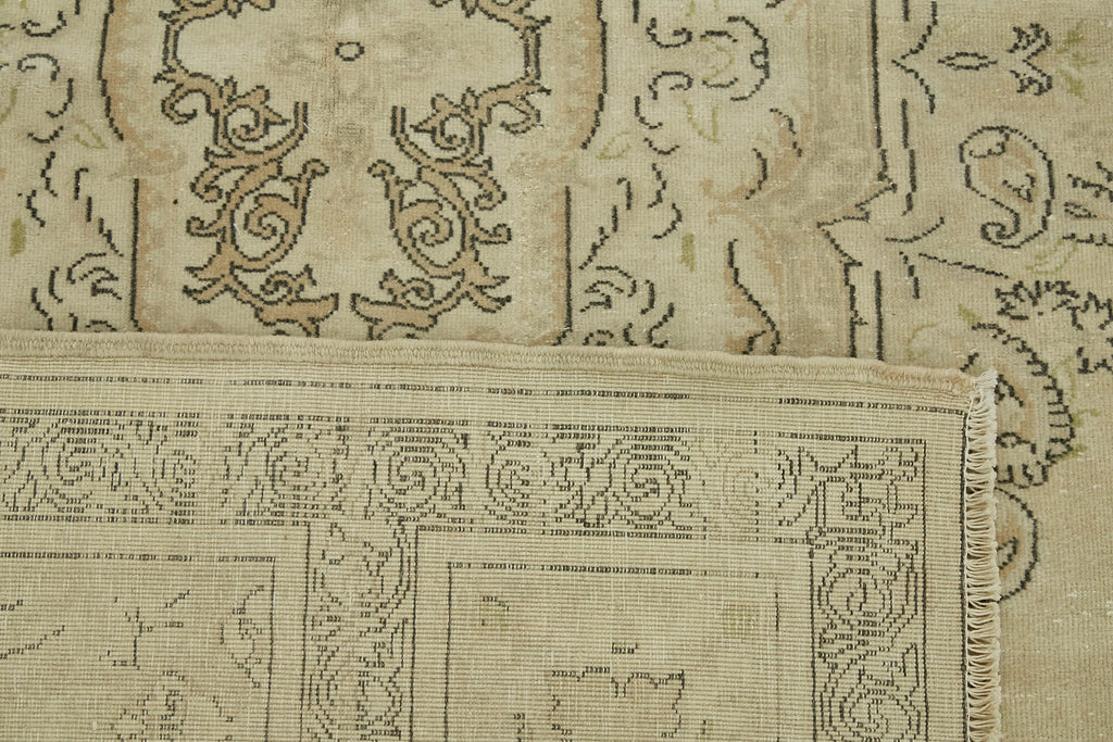Beige vintage Persian rug 46447, 2.43 x 3.39 metres – photograph 7
