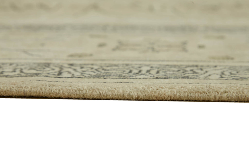 Beige vintage Persian rug 46447, 2.43 x 3.39 metres – photograph 8