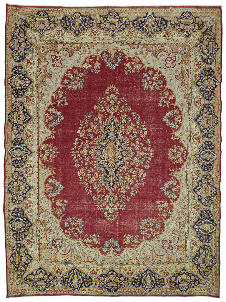 Beige vintage Persian rug 47183, 2.95 x 3.90 metres – full rug