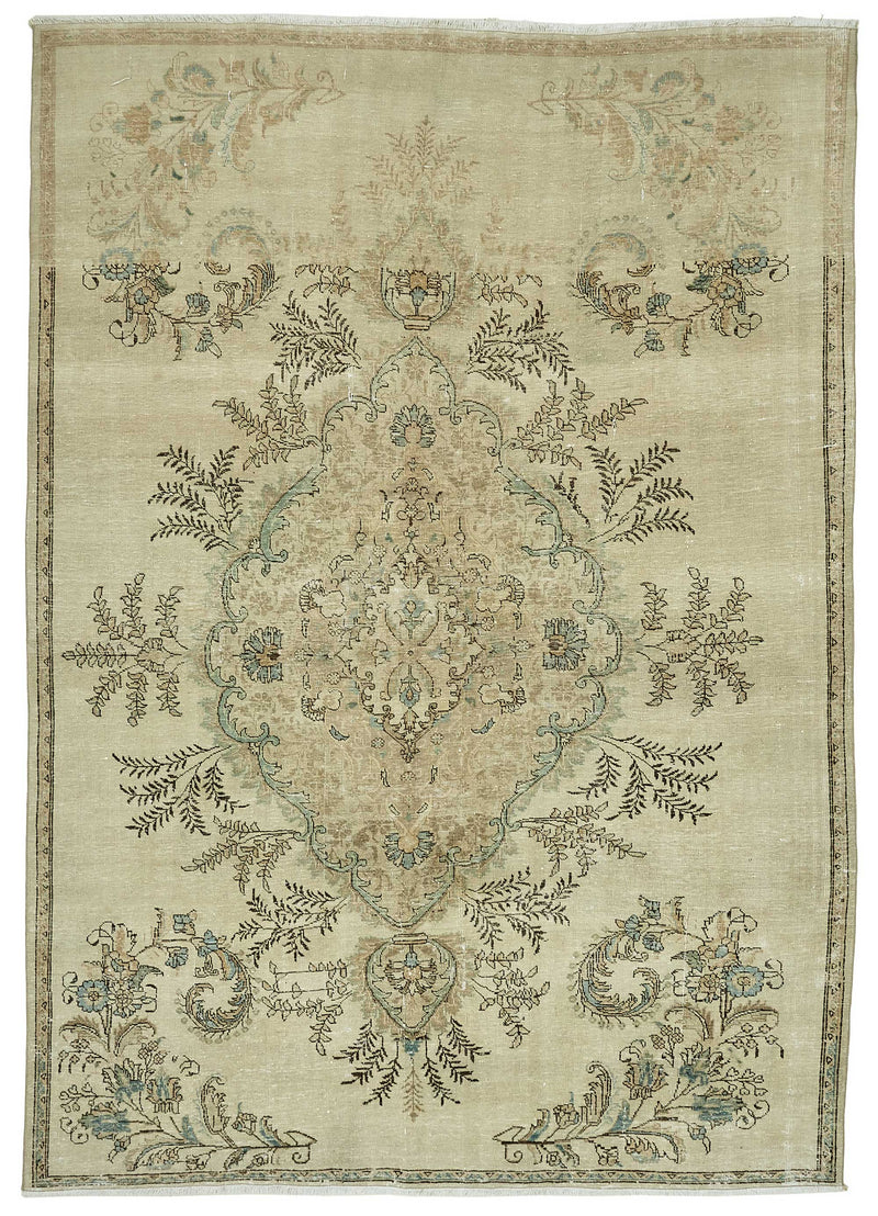 Beige vintage Persian rug 47670, 2.40 x 3.30 metres – full rug