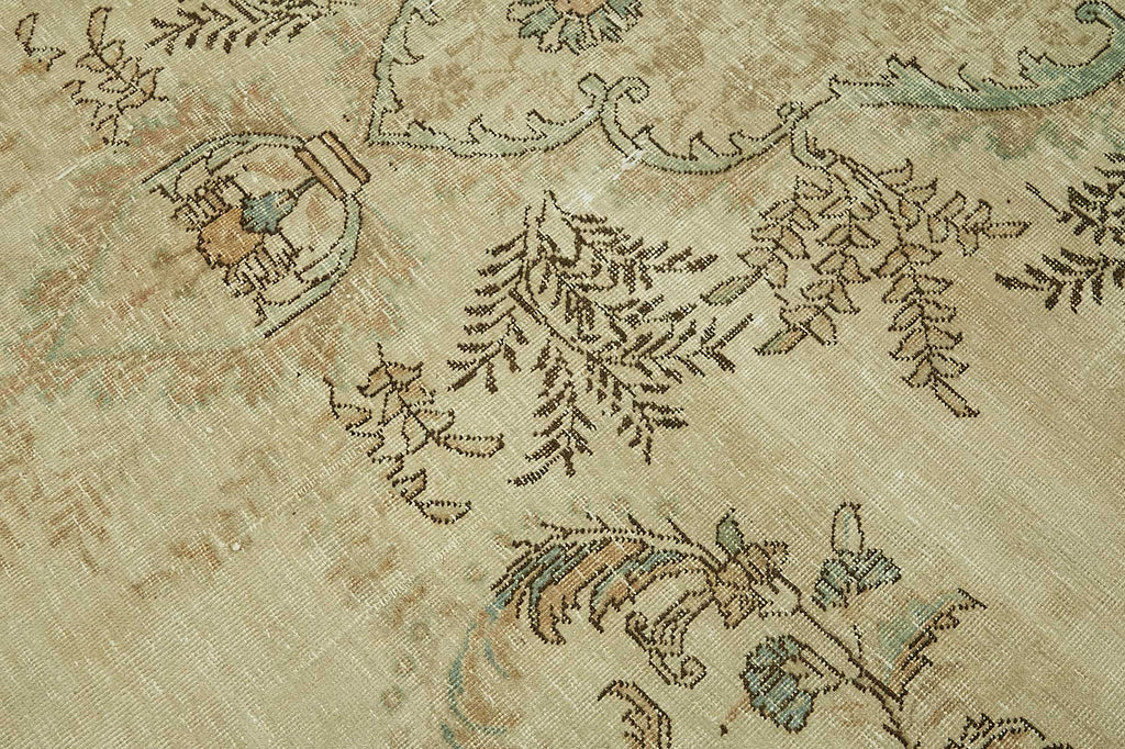 Beige vintage Persian rug 47670, 2.40 x 3.30 metres – photograph 9