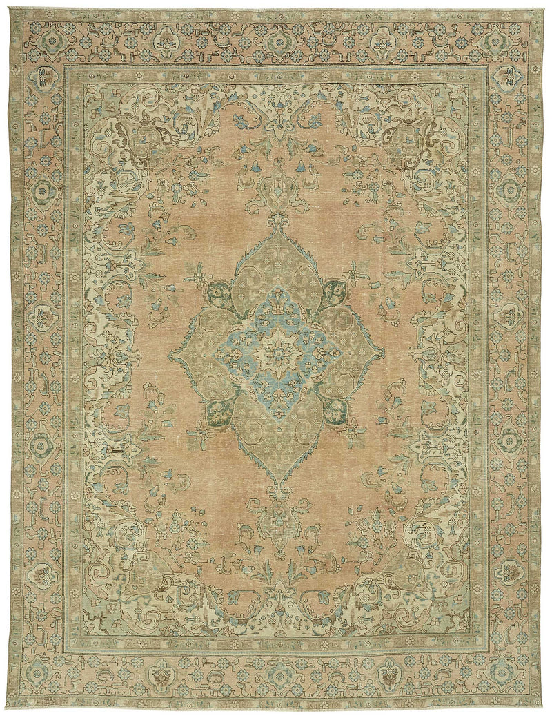 Beige vintage Persian rug 47687, 2.88 x 3.85 metres – full rug