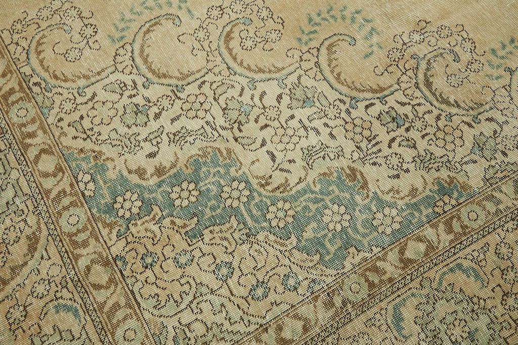 Beige vintage Persian rug 47688, 2.93 x 3.88 metres – photograph 9
