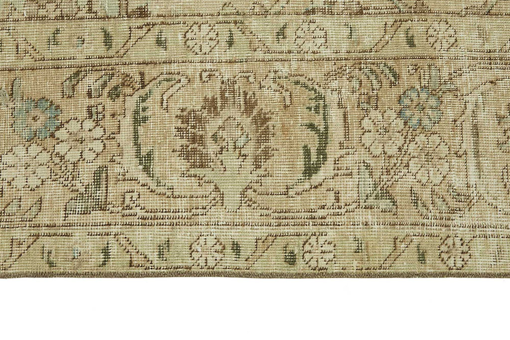 Beige vintage Persian rug 47874, 2.94 x 3.81 metres – photograph 8