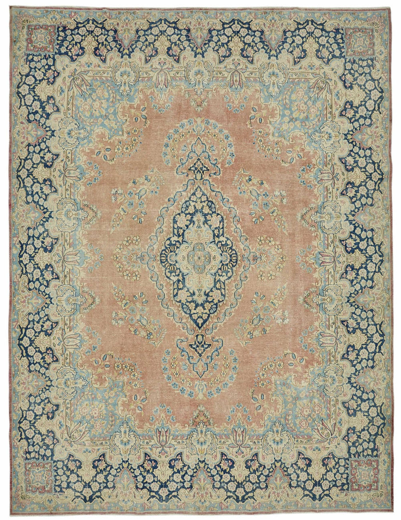 Beige vintage Persian rug 49236, 2.98 x 3.83 metres – full rug