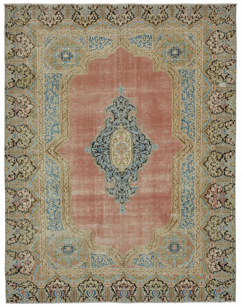 Beige vintage Persian rug 49237, 2.70 x 3.62 metres – full rug