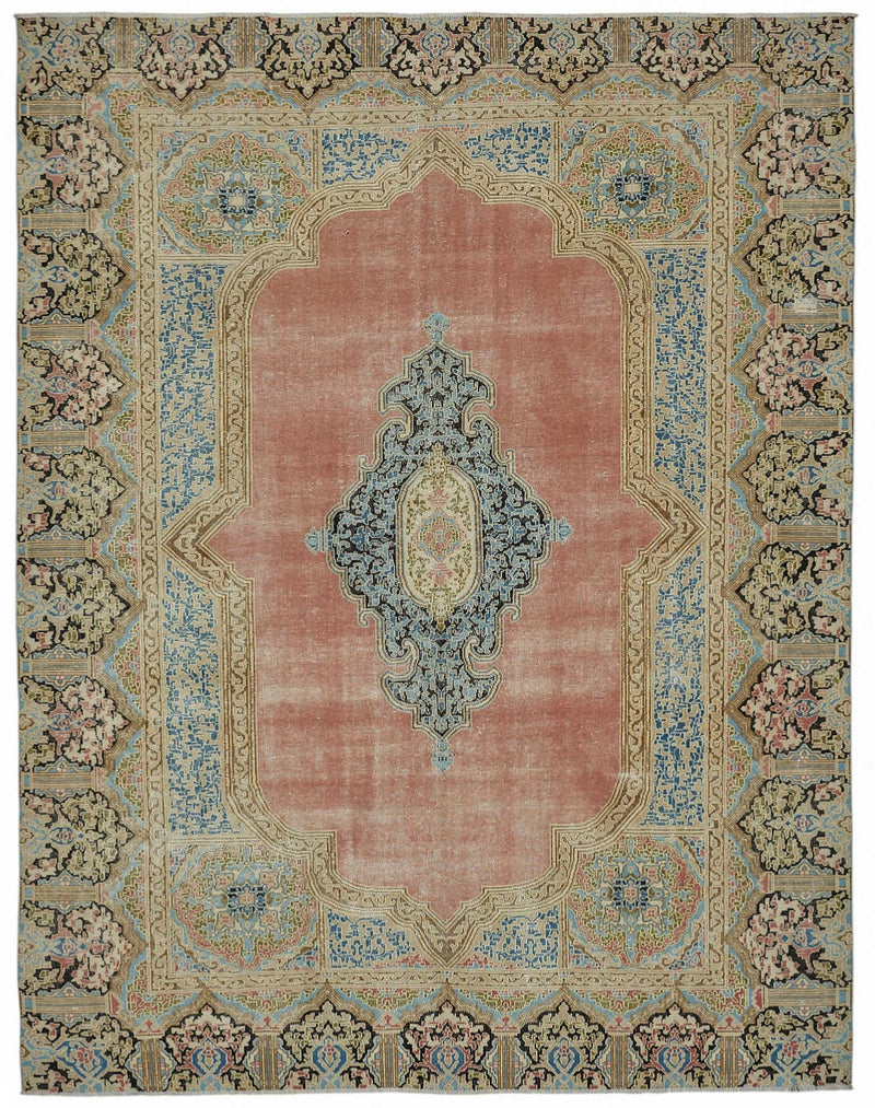 Beige vintage Persian rug 49237, 2.70 x 3.62 metres – full rug