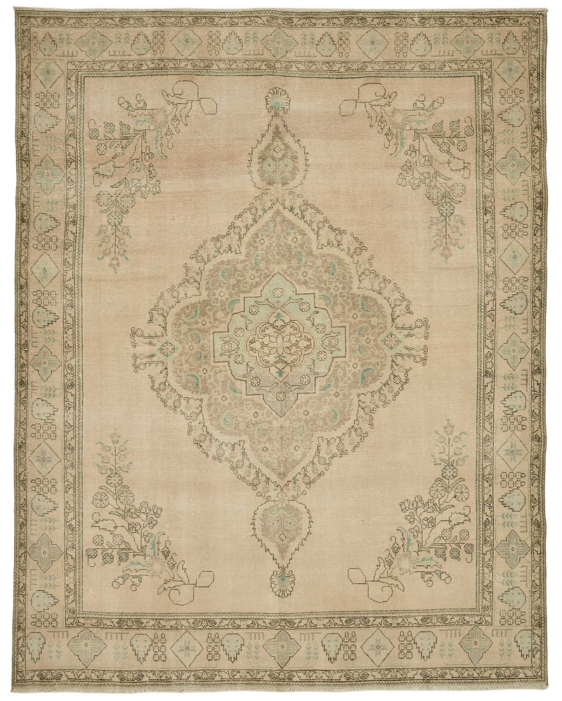 Beige vintage Persian rug 49455, 2.90 x 3.85 metres – full rug
