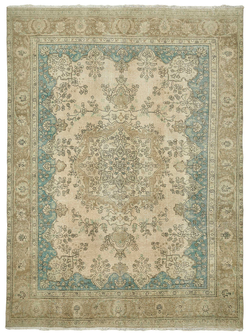 Beige vintage Persian rug 49467, 2.93 x 3.80 metres – full rug