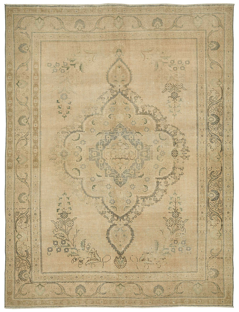 Beige vintage Persian rug 49475, 3.00 x 3.90 metres – full rug