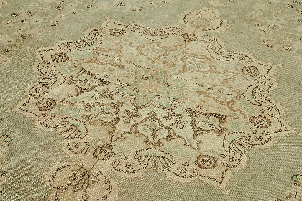 Beige vintage Persian rug 49691, 2.96 x 3.78 metres – photograph 5