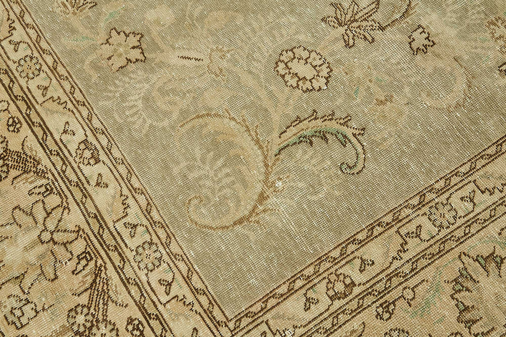 Beige vintage Persian rug 49691, 2.96 x 3.78 metres – photograph 9