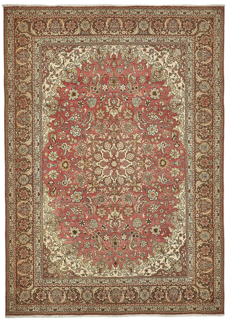 Beige vintage Persian rug 49708, 2.47 x 3.50 metres – full rug