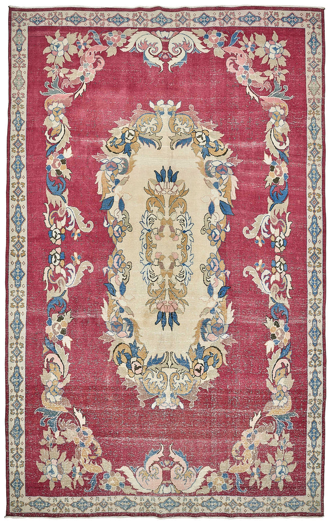 Beige vintage Persian rug 49716, 2.74 x 4.27 metres – full rug