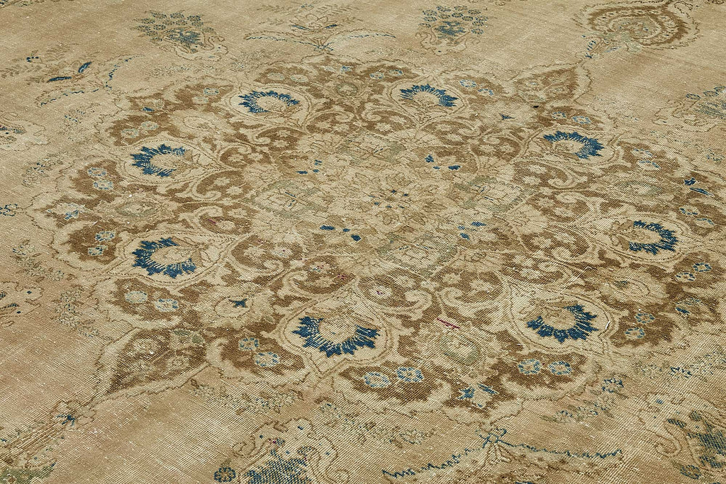 Beige vintage Persian rug 49729, 3.73 x 5.21 metres – photograph 5