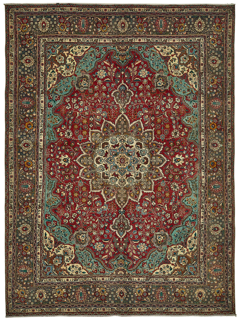 Beige vintage Persian rug 49735, 2.48 x 3.29 metres – full rug