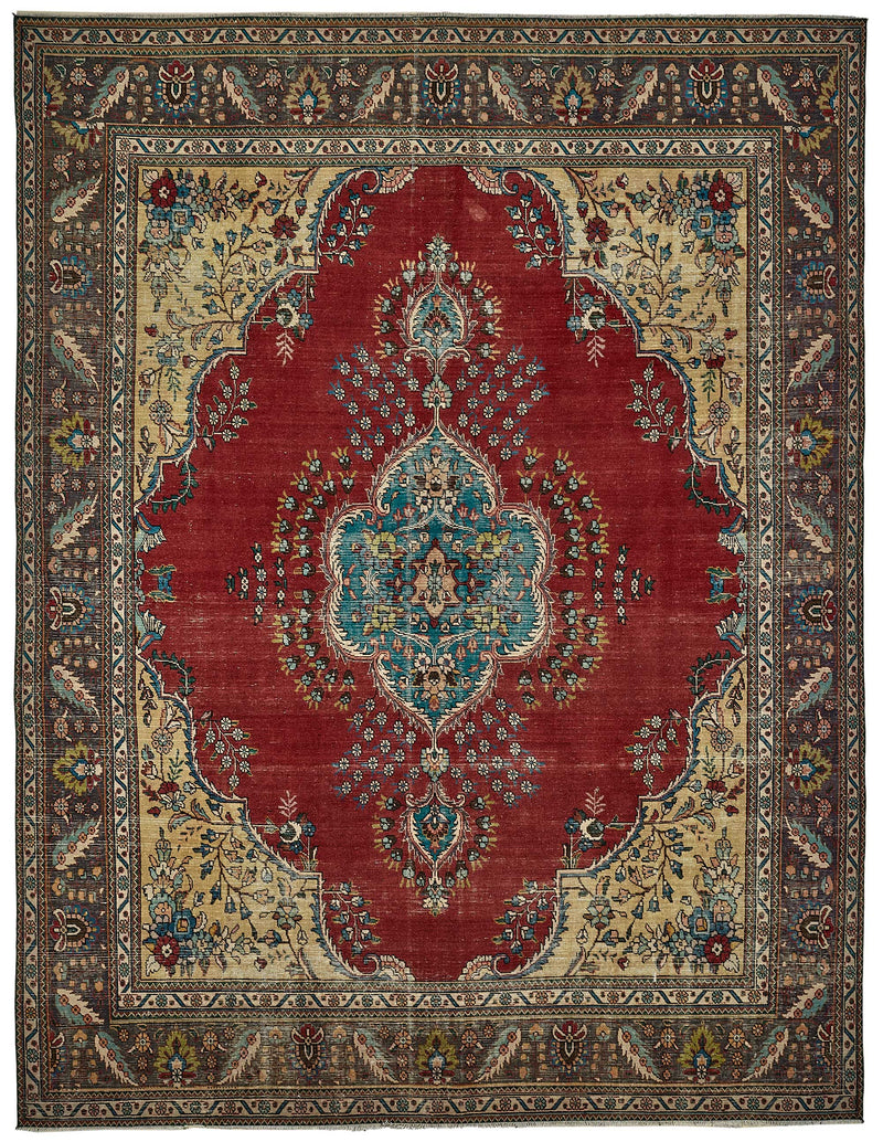 Beige vintage Persian rug 49737, 3.01 x 3.88 metres – full rug