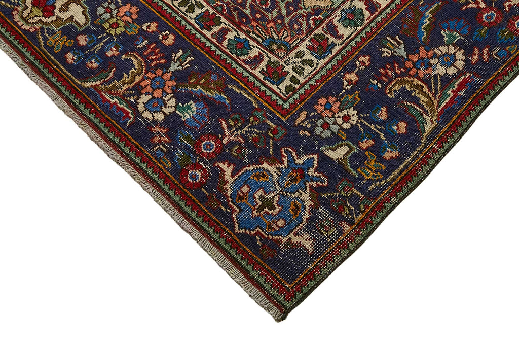 Red vintage Persian rug 49757, 2.74 x 3.63 metres – photograph 4