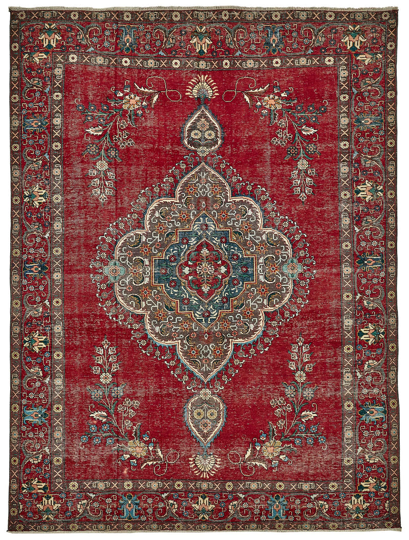 Red vintage Persian rug 49758, 2.89 x 3.90 metres – full rug