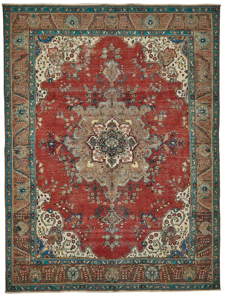 Red vintage Persian rug 49762, 2.86 x 3.74 metres – full rug