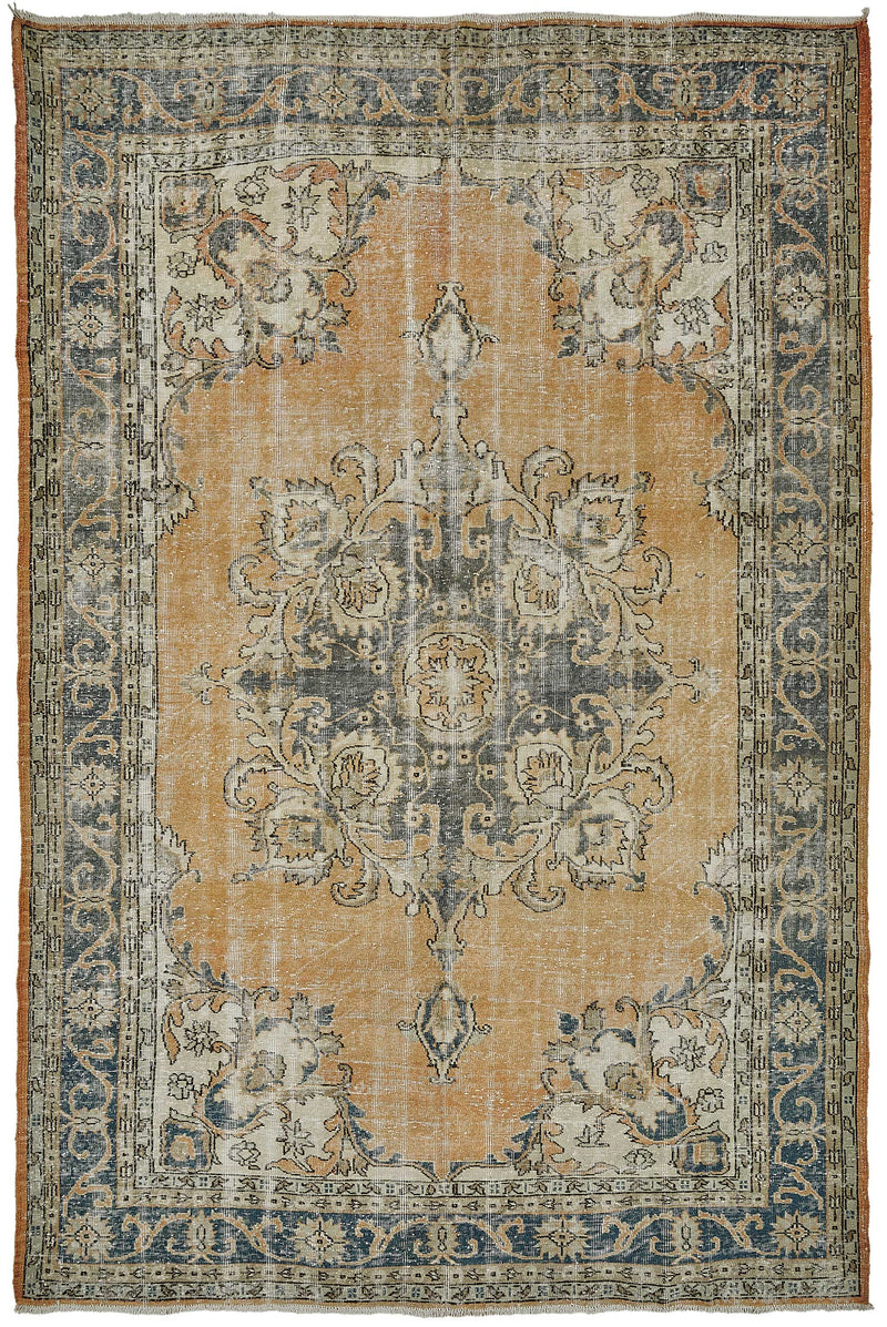 Beige vintage Persian rug 50176, 2.35 x 3.50 metres – full rug