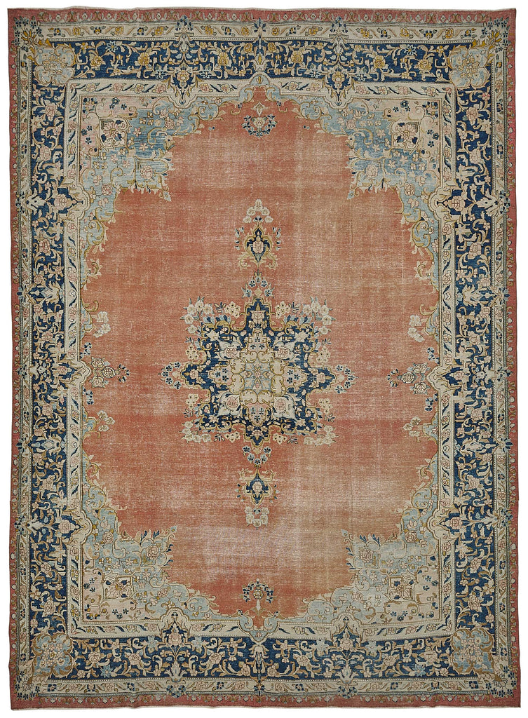 Beige vintage Persian rug 50190, 3.02 x 4.20 metres – full rug